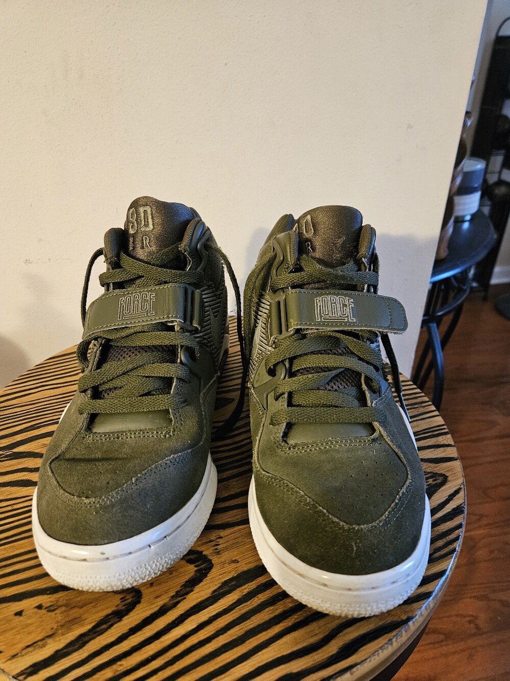 NIKE AIR FORCE 180 SHOES